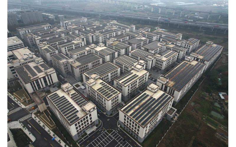 寧波濱江新城置業4.4MW分布式屋頂光伏電站